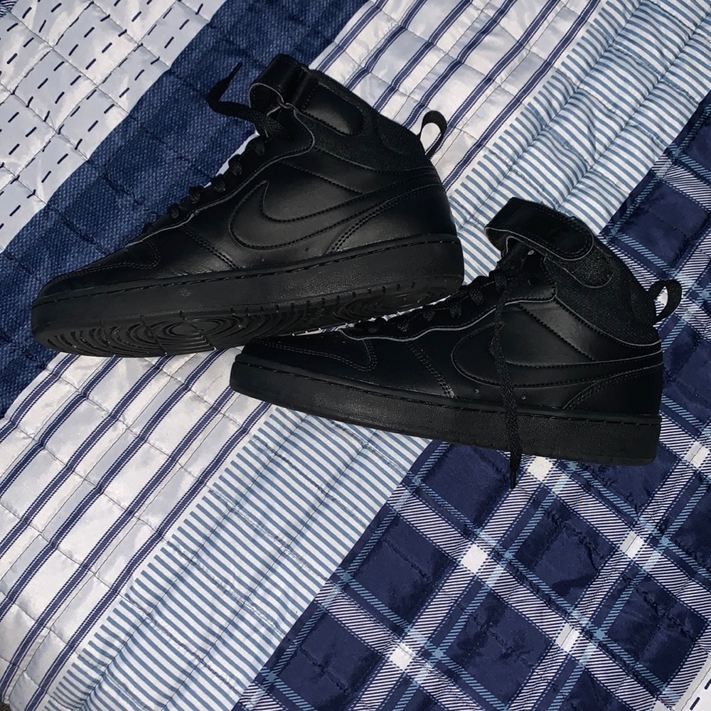 Black Nike Court Borough Mid 2 Big Kids'